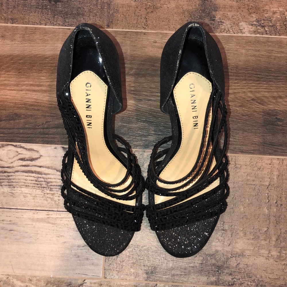 NWOT GIANNI BINI sparkly black heels